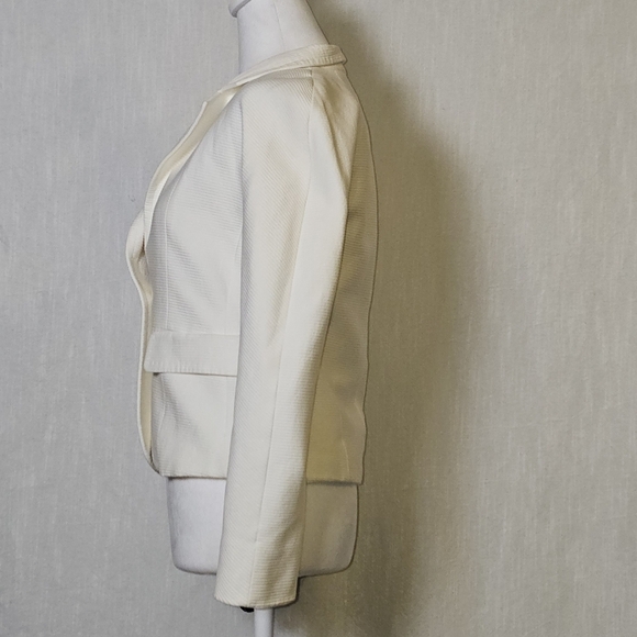 Max Mara Ribbed White Blazer Pearl Button Closure Sz 4 Business Casual,Classic - Picture 4 of 12